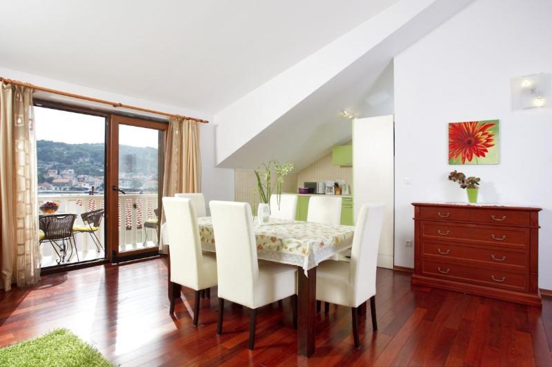 Apartments Tisno - Villa Mare Ngoại thất bức ảnh