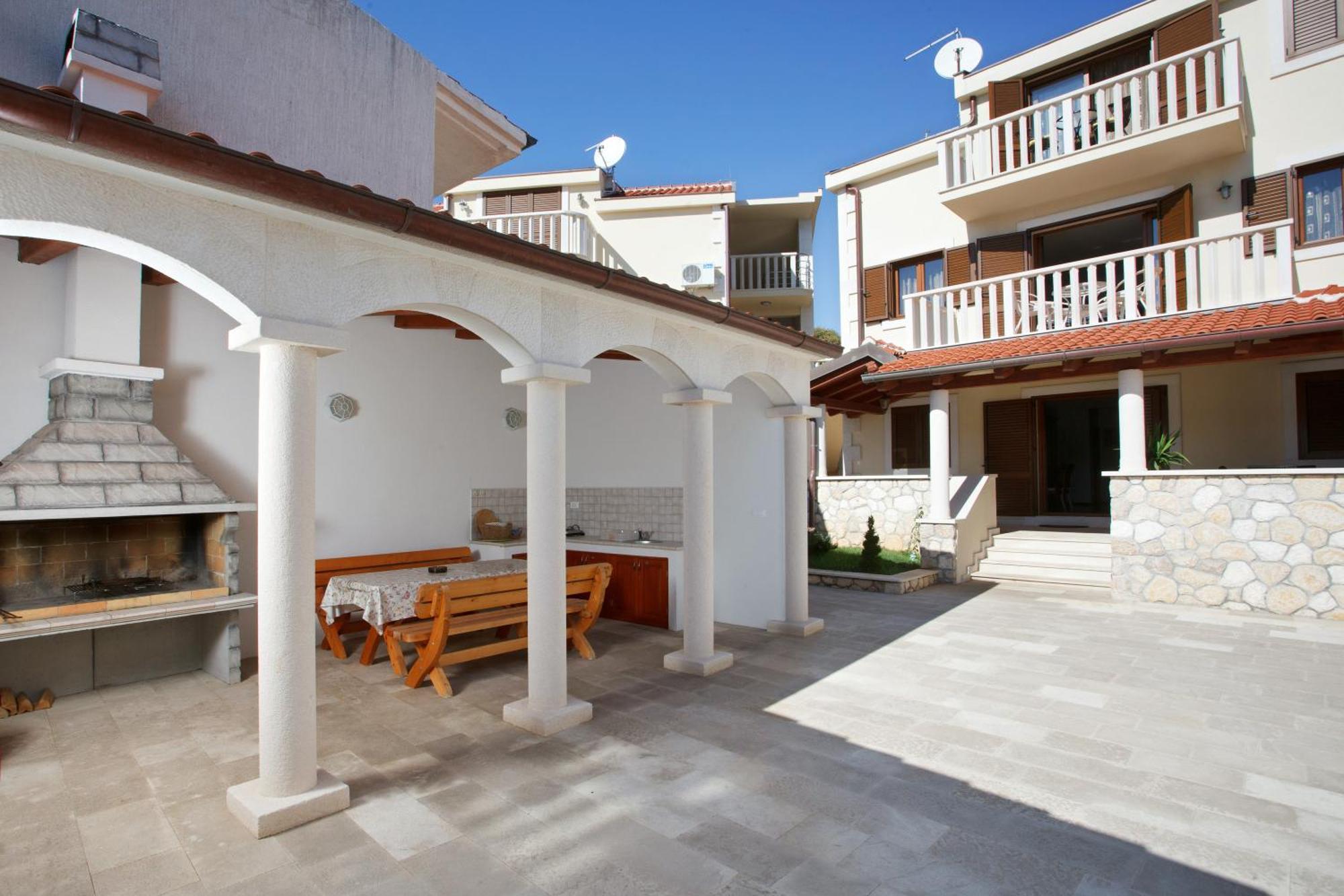 Apartments Tisno - Villa Mare Ngoại thất bức ảnh