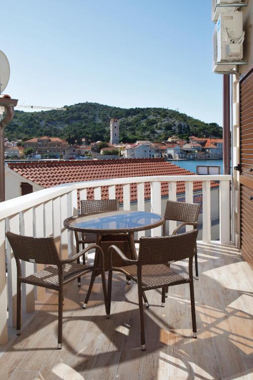 Apartments Tisno - Villa Mare Phòng bức ảnh