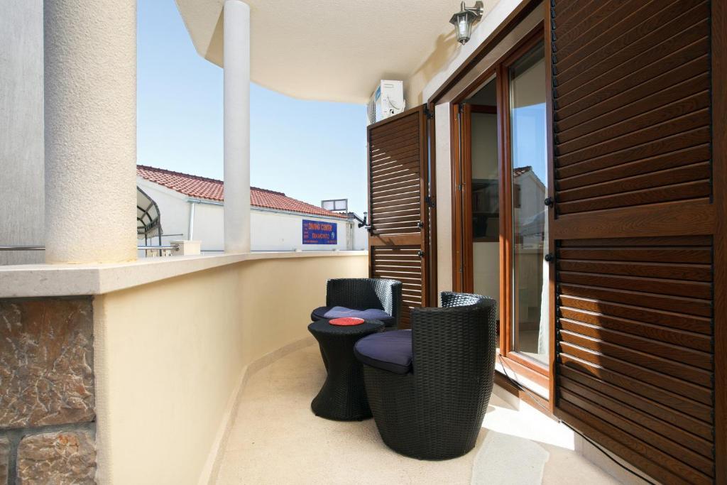 Apartments Tisno - Villa Mare Phòng bức ảnh