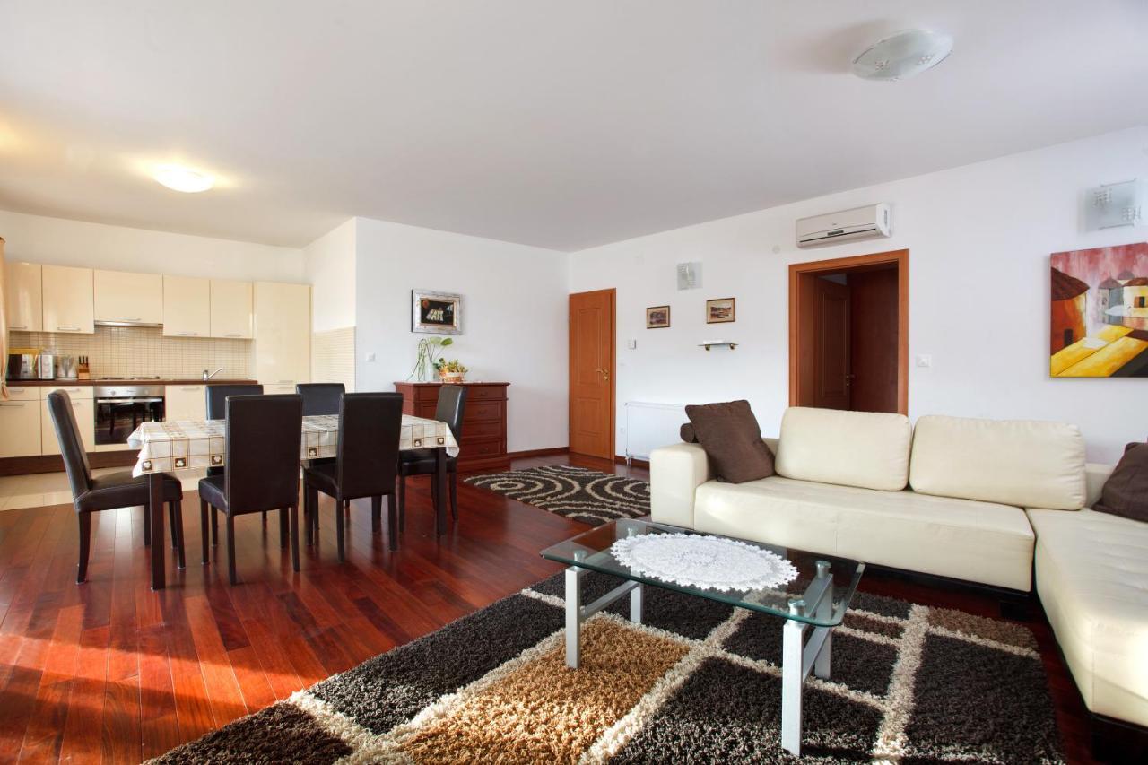 Apartments Tisno - Villa Mare Phòng bức ảnh